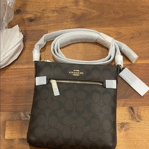 Coach Dark Brown Messenger Bag - Picture 1 of 8